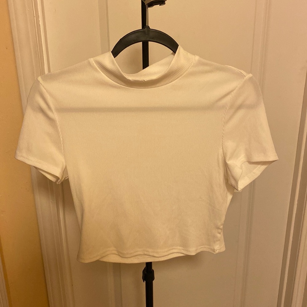 SHEIN TShirt CropTop